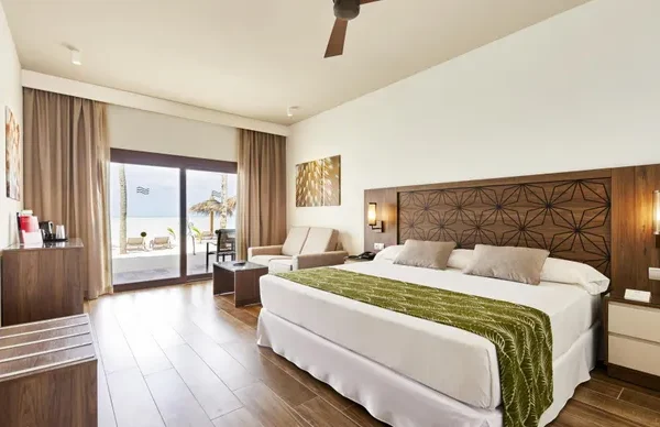 riu4