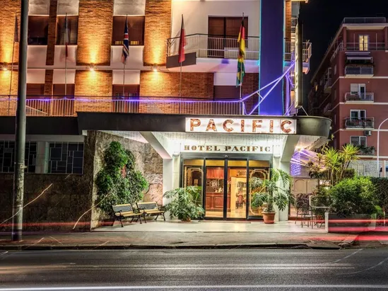 pacific fachada