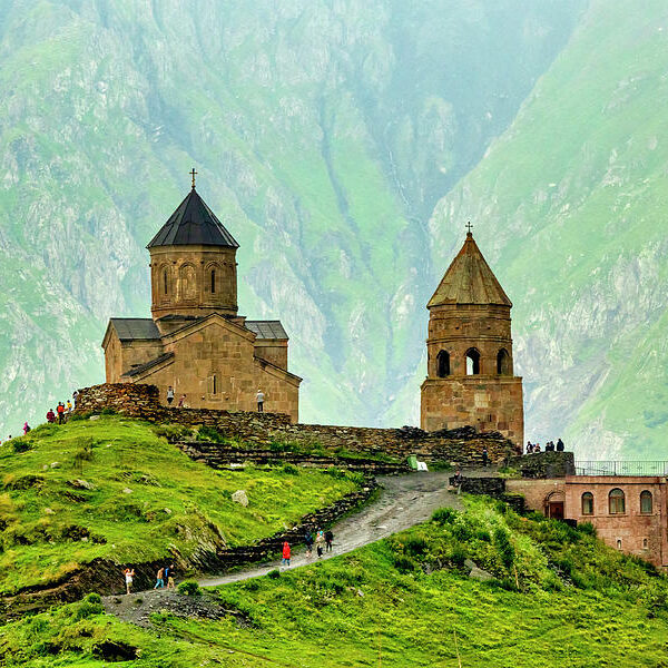 2-gergeti-trinity-church-fabrizio-troiani